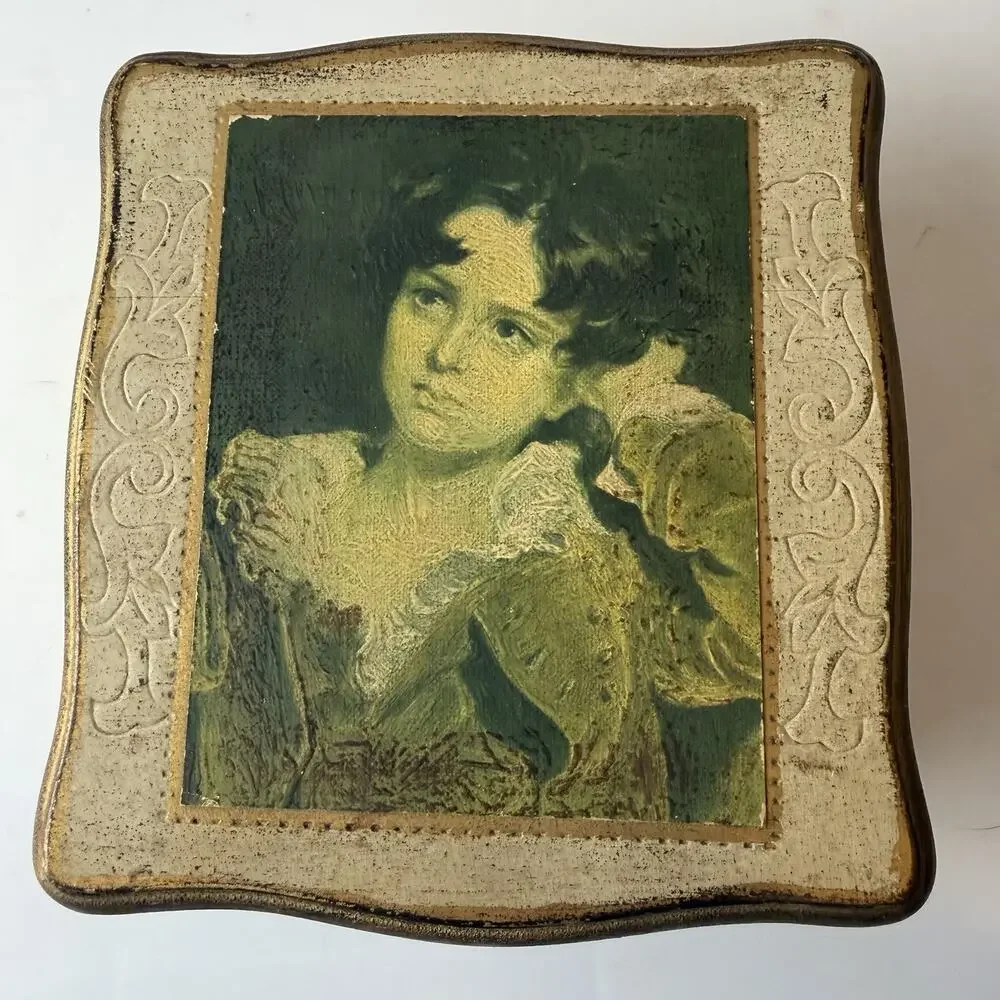 VTG Japanese Music Box Jewelry Box Victorian Girl‎ TOYO Works Mid Century Decor